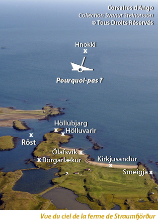Vue du ciel de Straumfjörður et de la ferme 