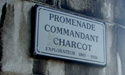 Plaque sur le pont Boildieu, de la "Promenade Commandant Charcot" 